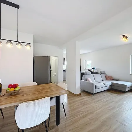 Melani By Interhome * Žminj