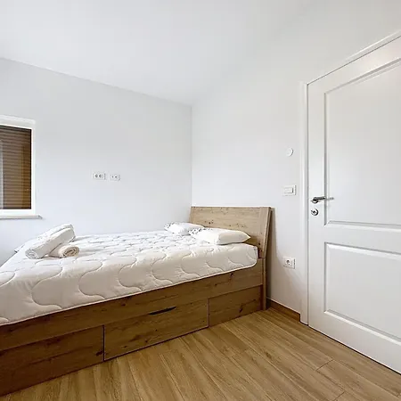 Melani By Interhome * Žminj